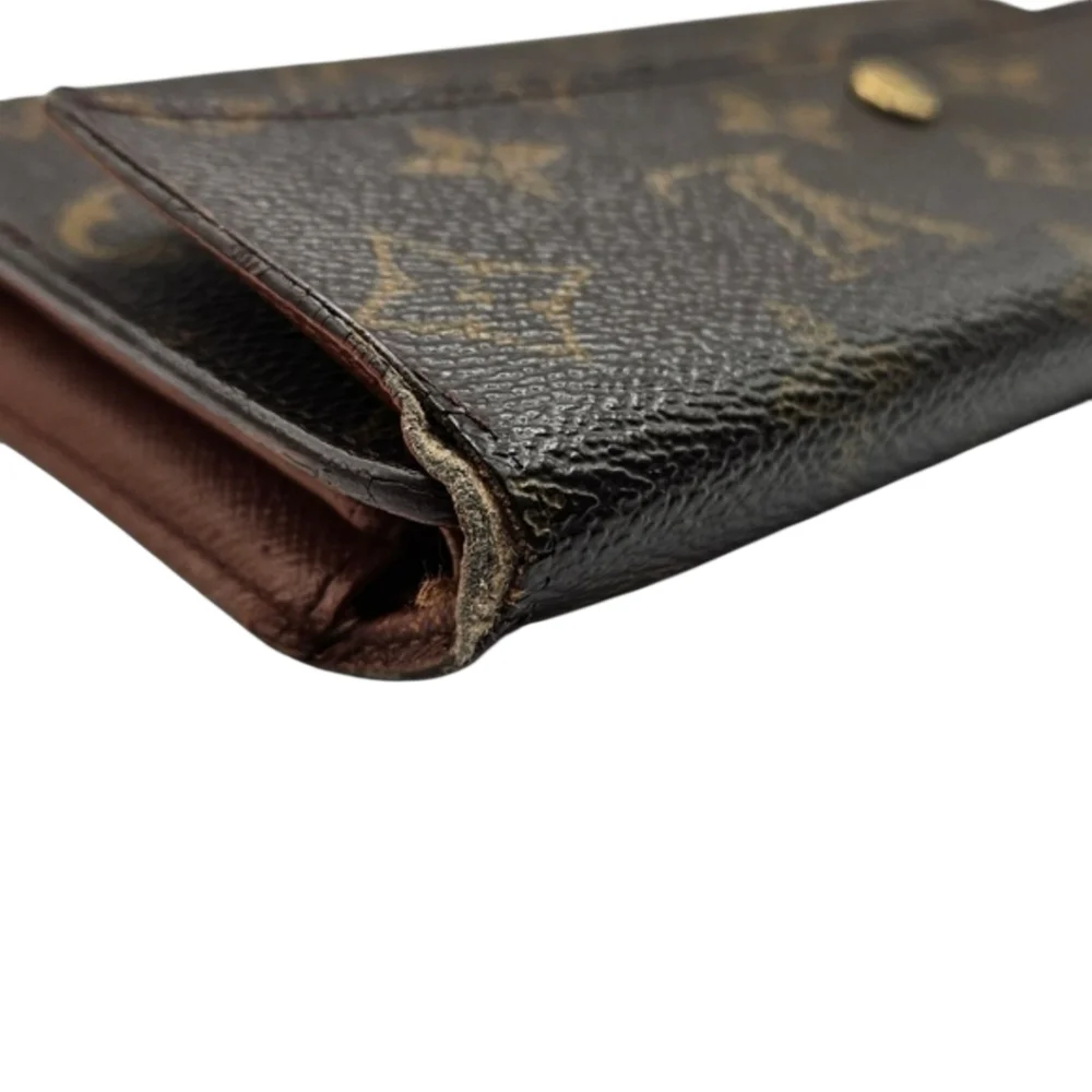 Louis Vuitton Monogram Sarah Wallet